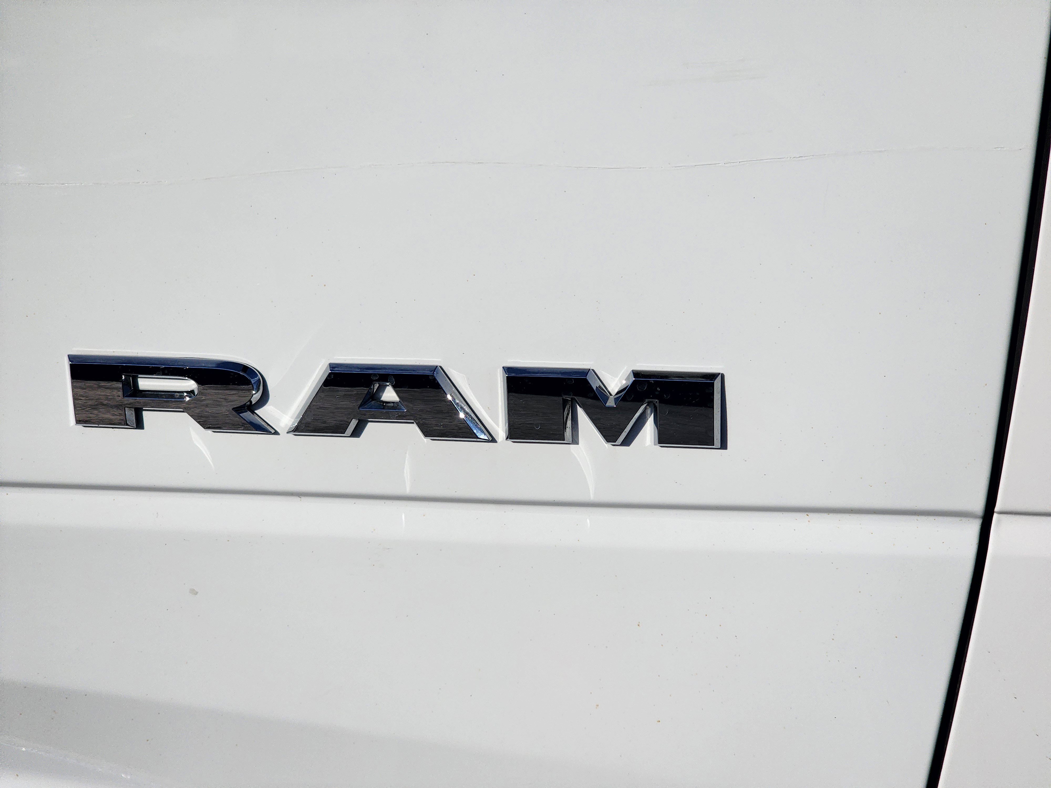 Used 2024 RAM 3500 Big Horn image 7