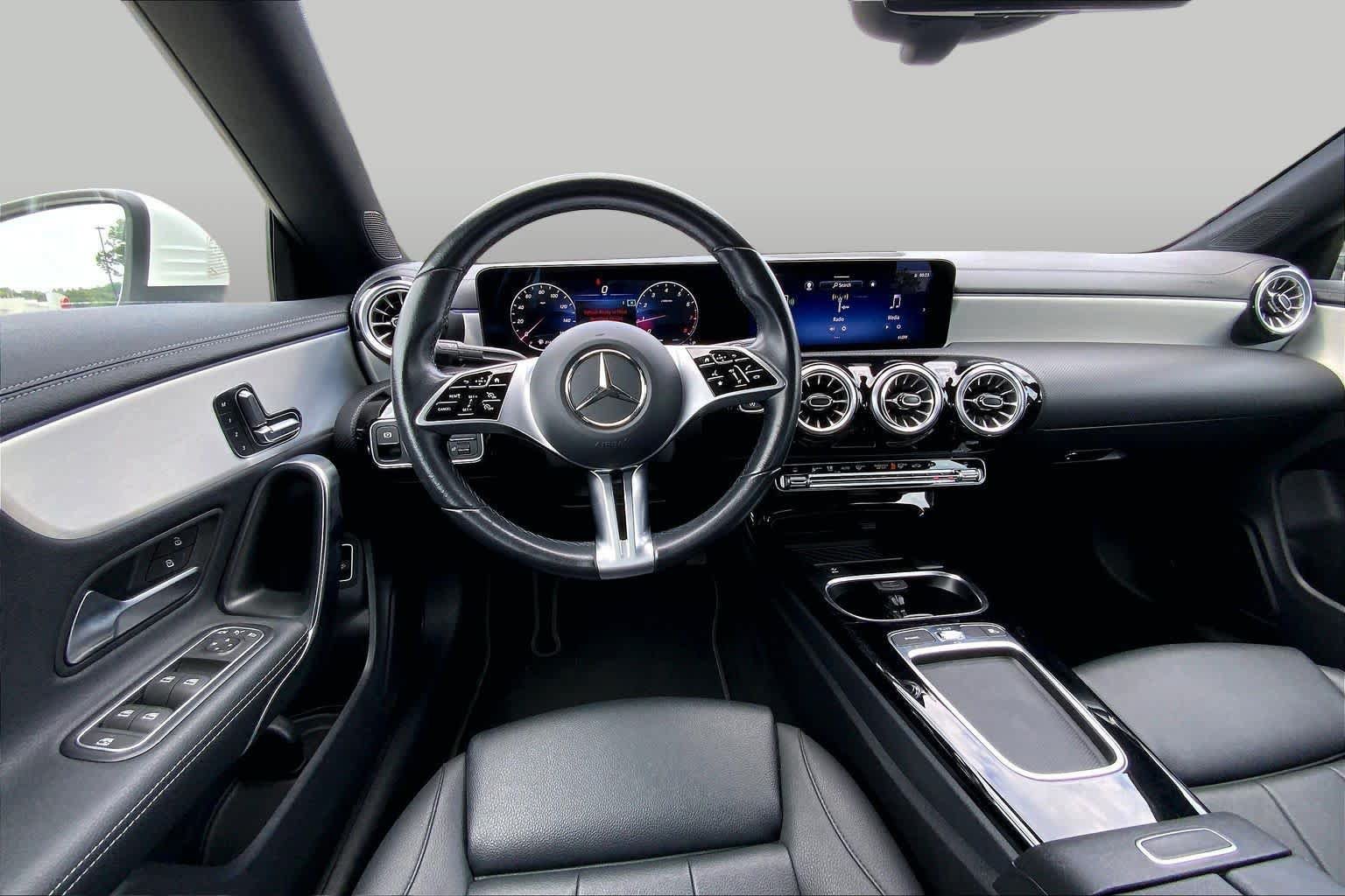 Used 2025 Mercedes-Benz CLA 250 image 6