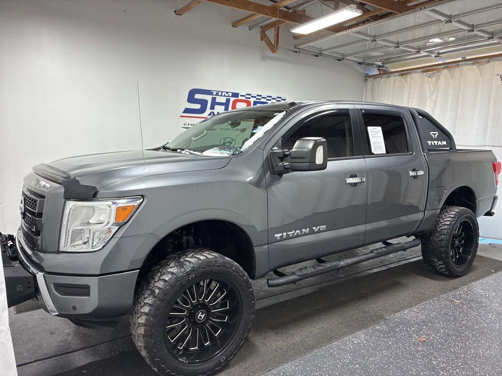 Used 2020 Nissan Titan SV w/ SV Convenience Package