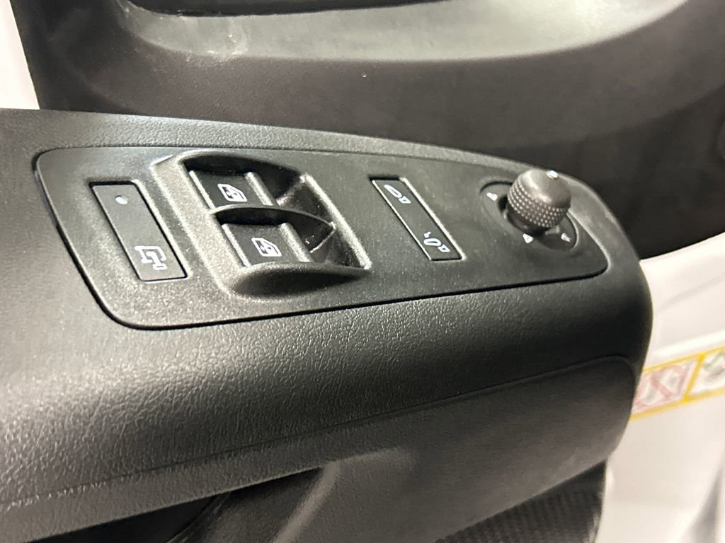 New 2025 RAM ProMaster 2500 w/ Convenience Group FWD image 13