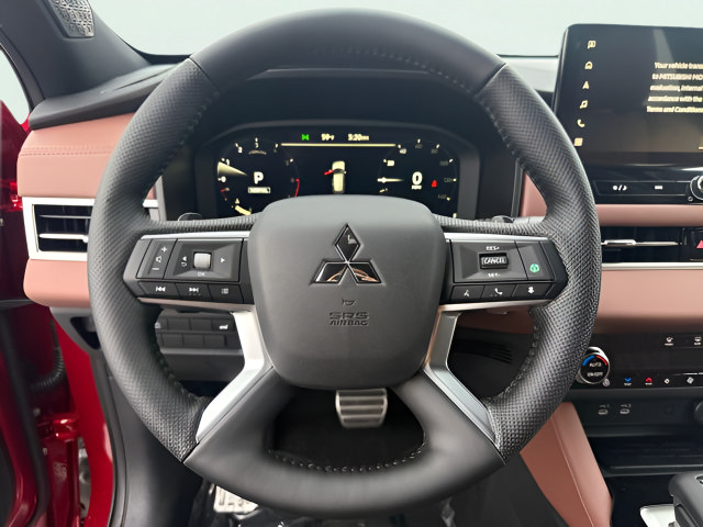 New 2026 Mitsubishi Outlander SEL FWD image 16