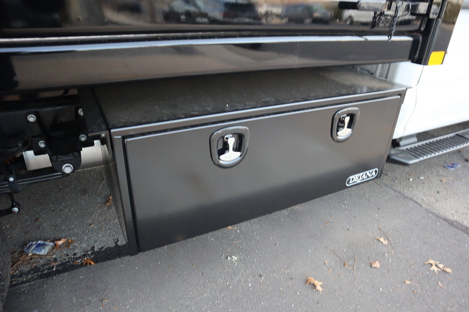 New 2026 Ford F550 4x4 Crew Cab image 10