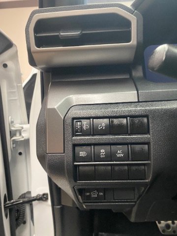 Used 2024 Toyota Tacoma TRD Sport w/ TRD Sport Upgrade Package image 20