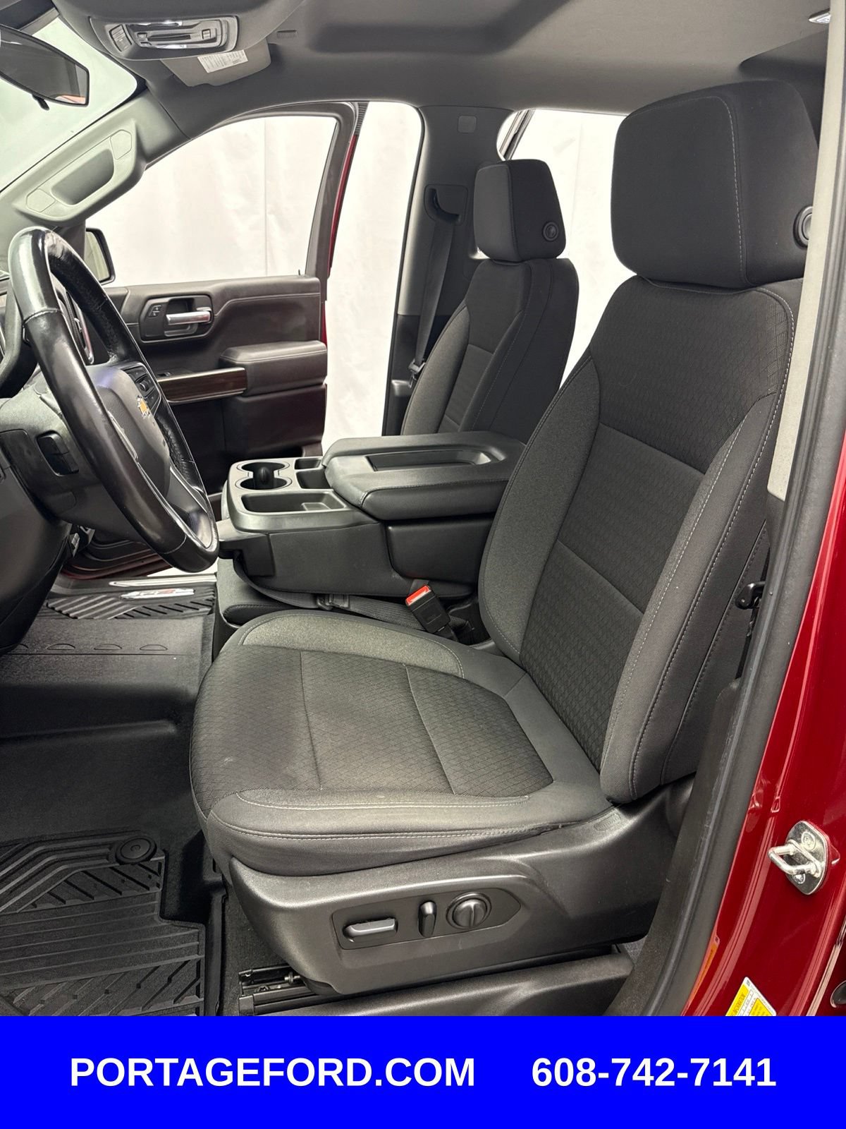 Used 2021 Chevrolet Silverado 1500 LT AWD/4WD image 8