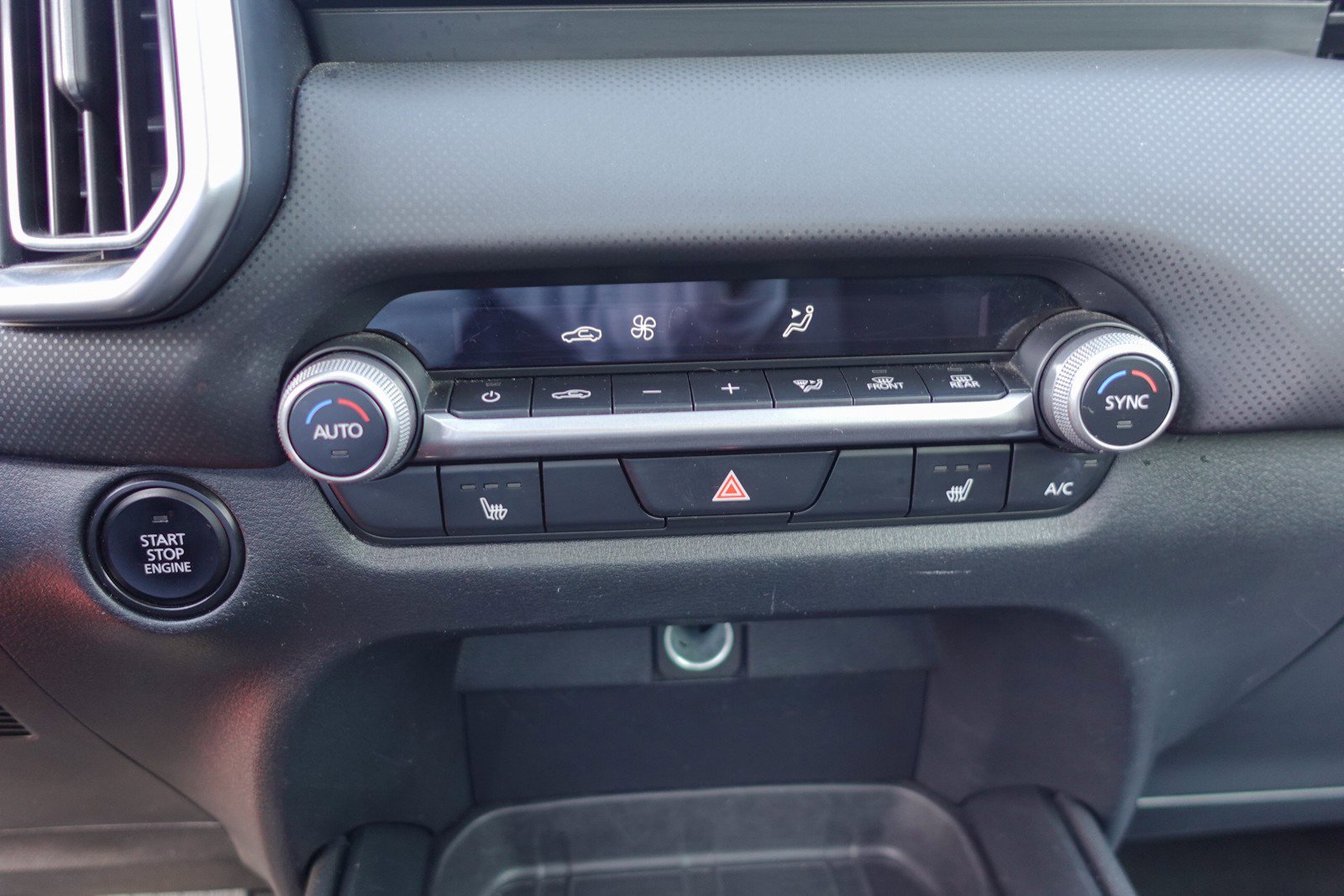 Used 2024 MAZDA CX-50 AWD 2.5 S w/ Preferred Package image 18