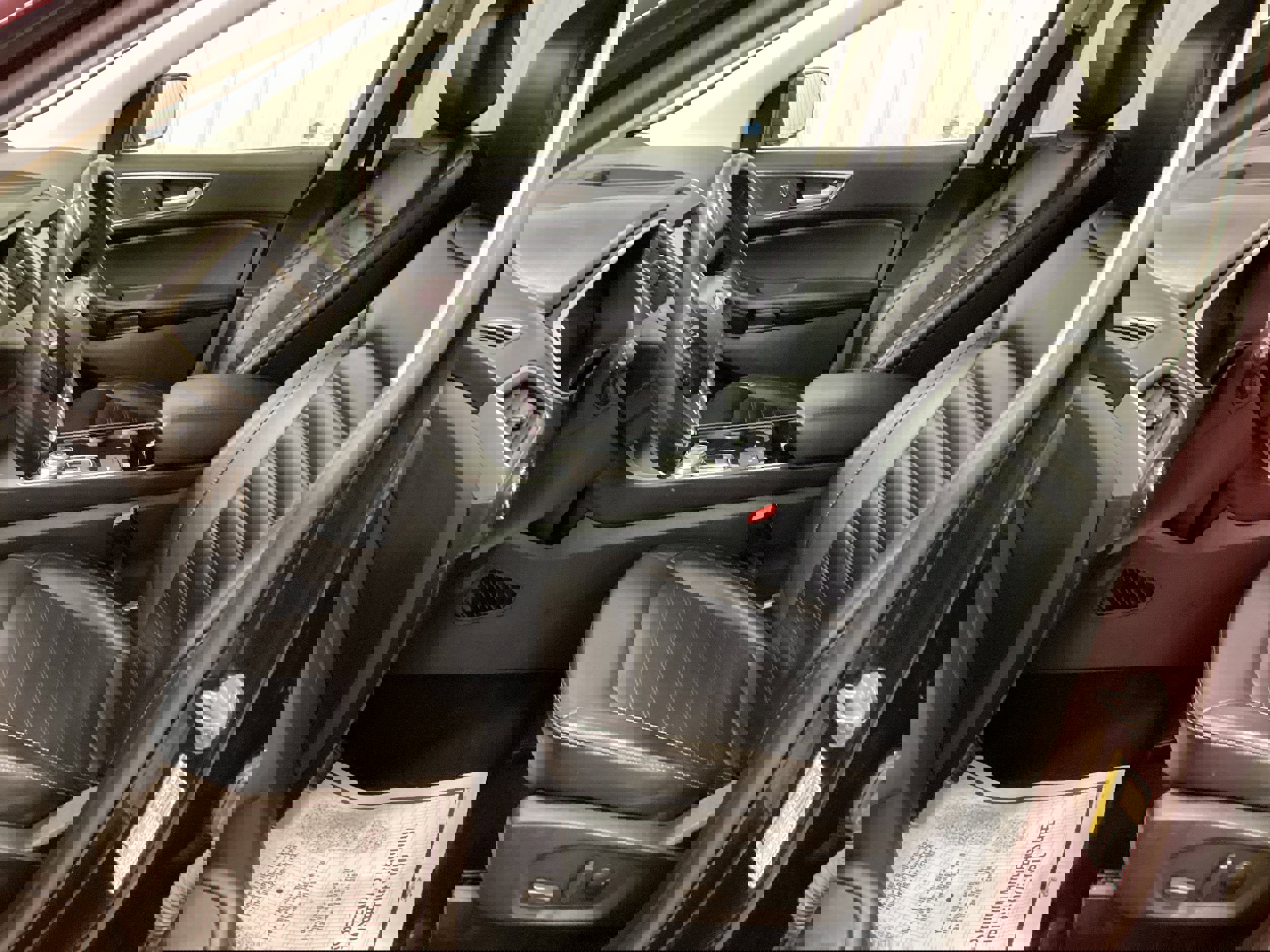 Used 2020 Ford Edge SEL w/ Convenience Package image 16