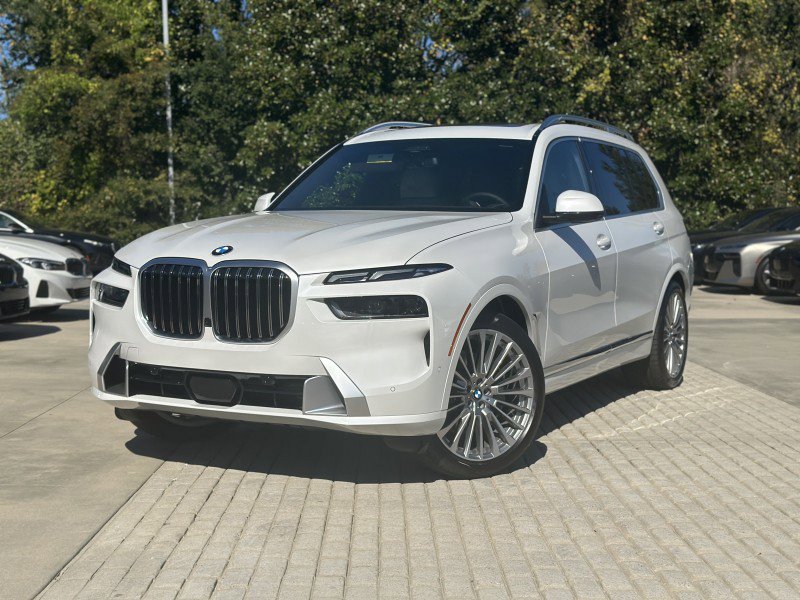 New 2026 BMW X7 xDrive40i image 1