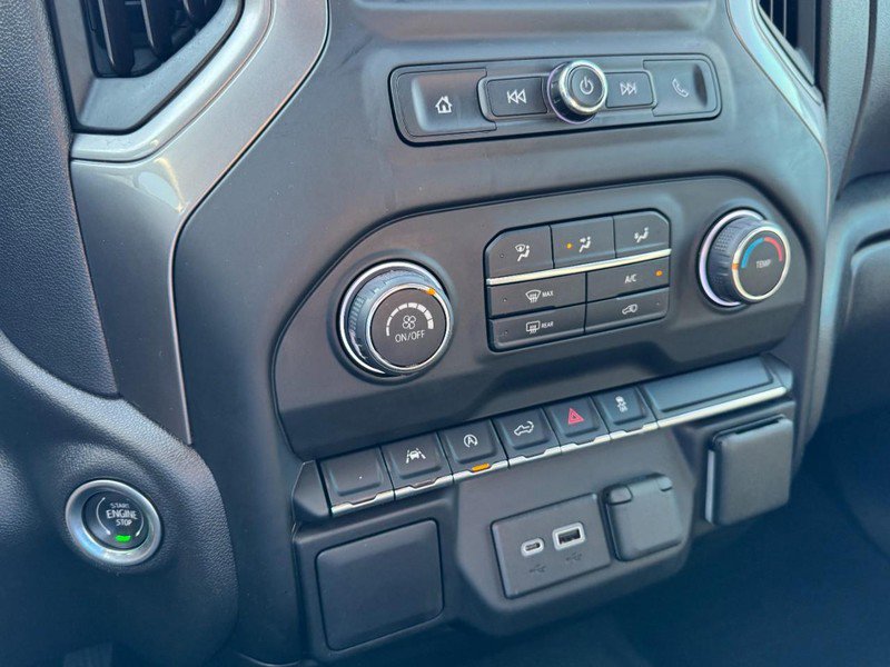 Used 2023 Chevrolet Silverado 1500 Custom image 18