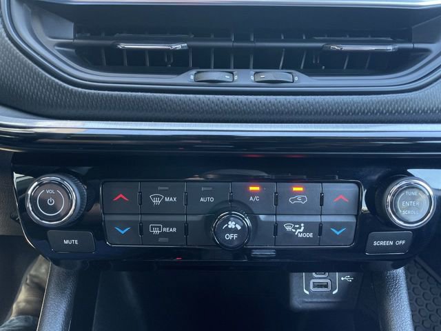 Used 2024 Jeep Compass Trailhawk AWD/4WD image 18