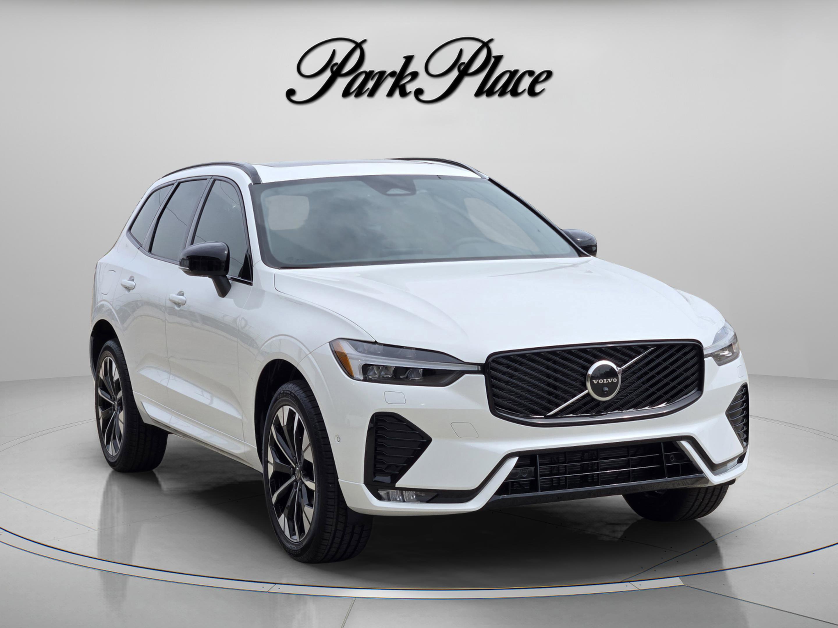 New 2026 Volvo XC60 B5 Plus w/ Protection Package Premier image 8