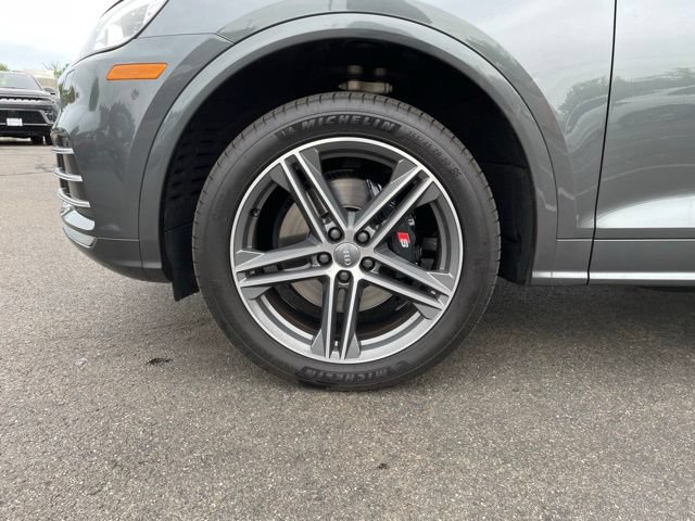 Used 2018 Audi SQ5 Premium Plus w/ Navigation Package AWD/4WD image 35