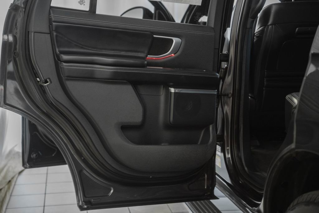 Used 2025 Ford Expedition Platinum w/ Stealth Appearance Package AWD/4WD image 42