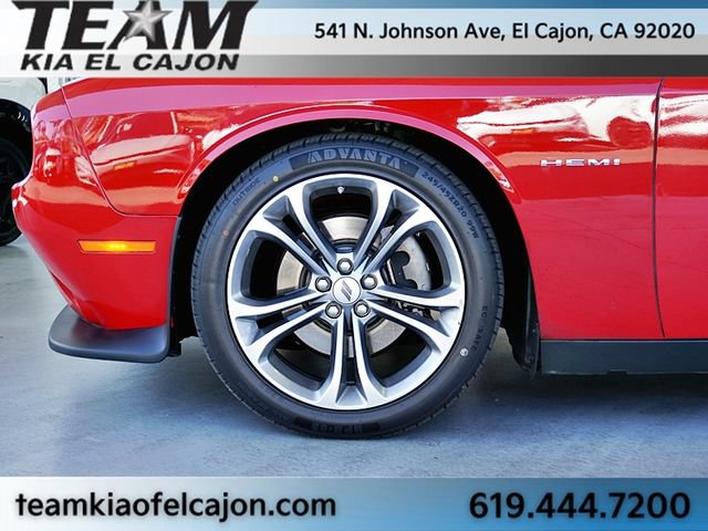 Used 2022 Dodge Challenger R/T RWD image 7