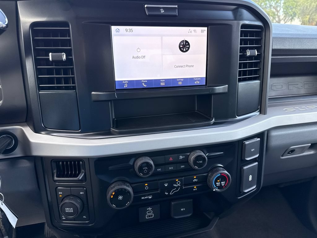 New 2027 Ford F250 XL w/ STX Appearance Package AWD/4WD image 9