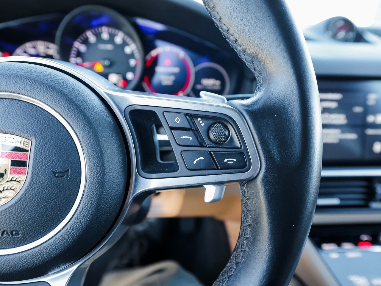 Certified 2020 Porsche Cayenne image 16