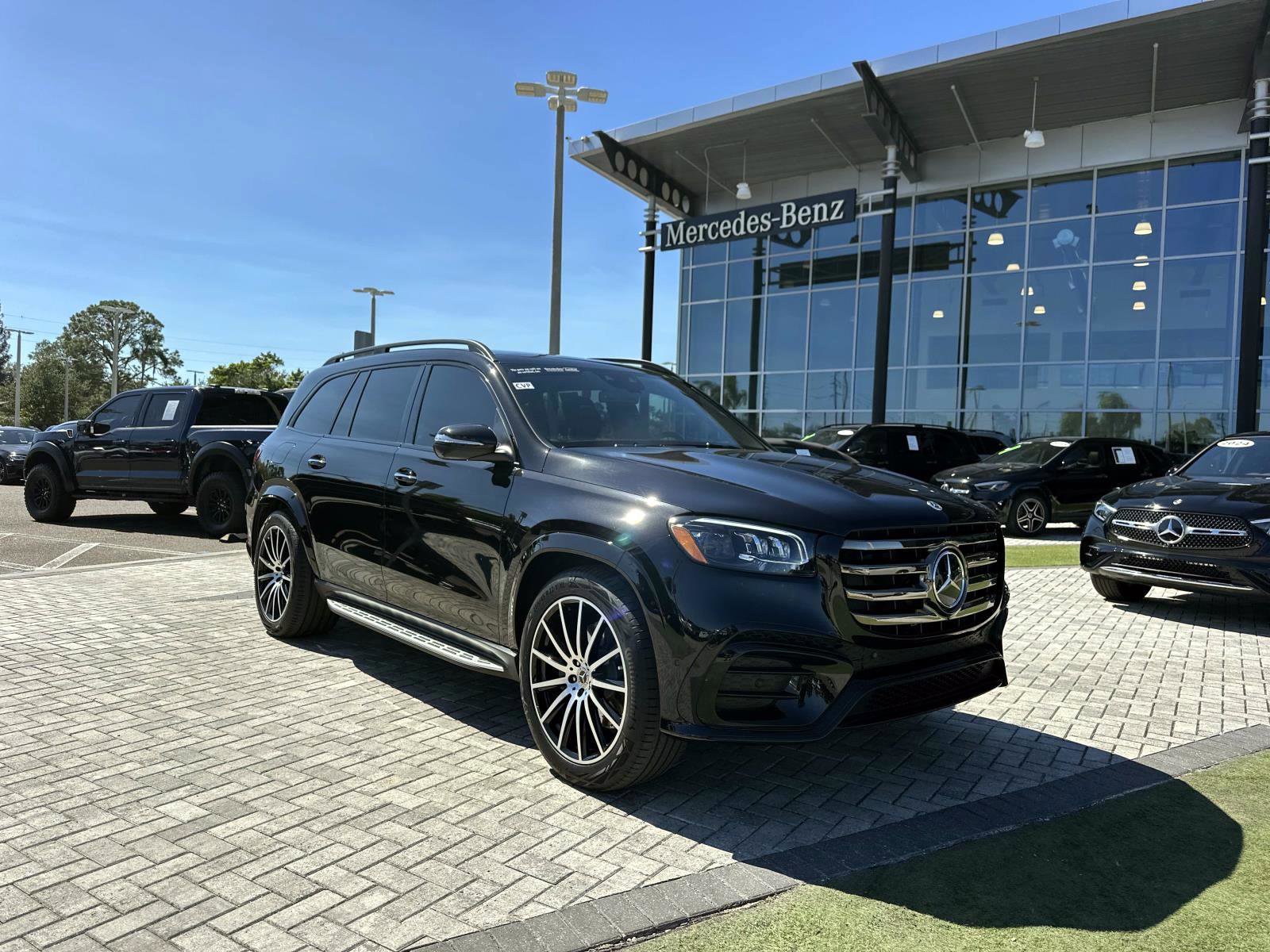 Certified 2025 Mercedes-Benz GLS 450 4MATIC image 2