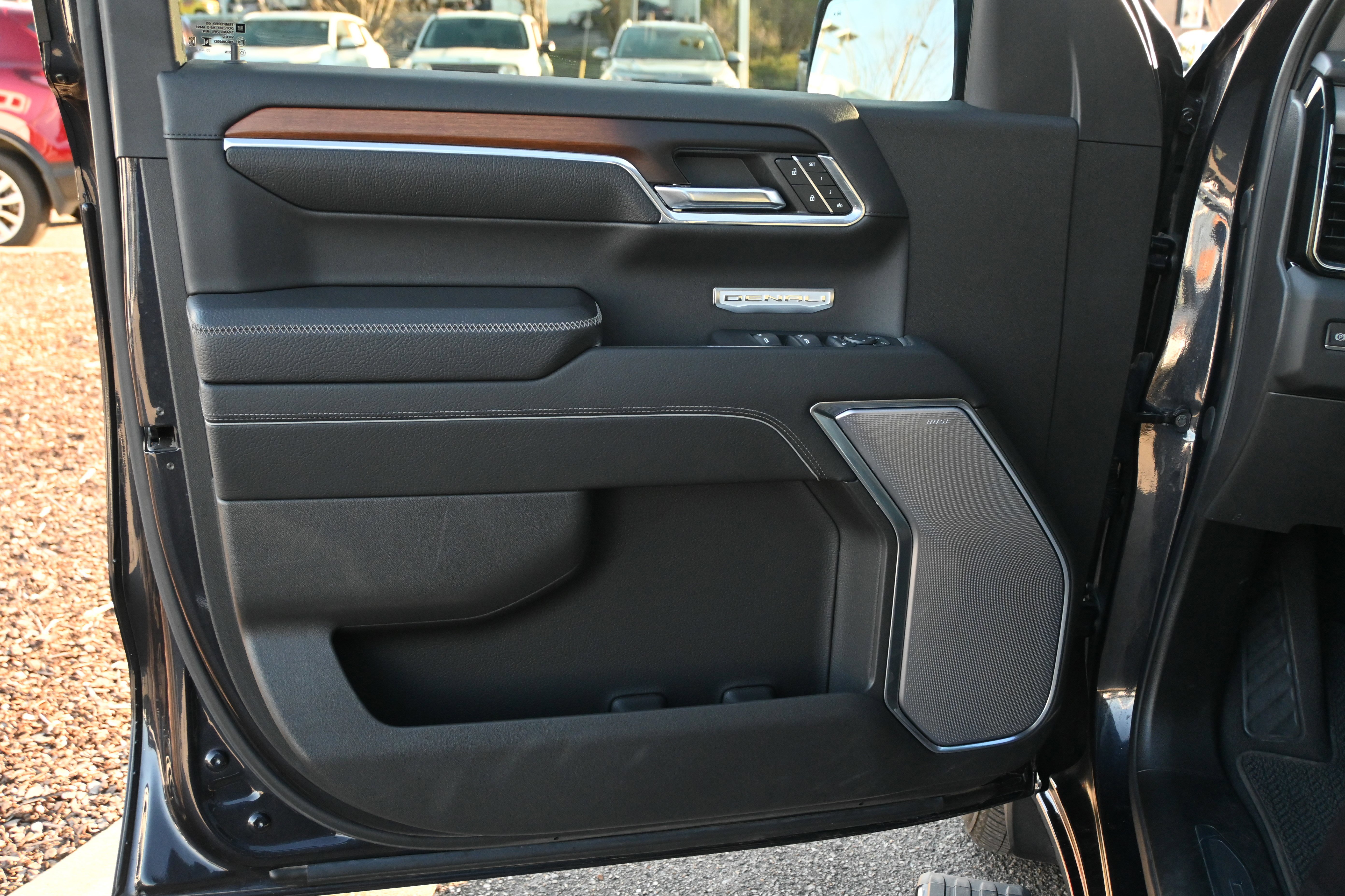 Used 2024 GMC Sierra 1500 Denali w/ Denali Reserve Package image 27