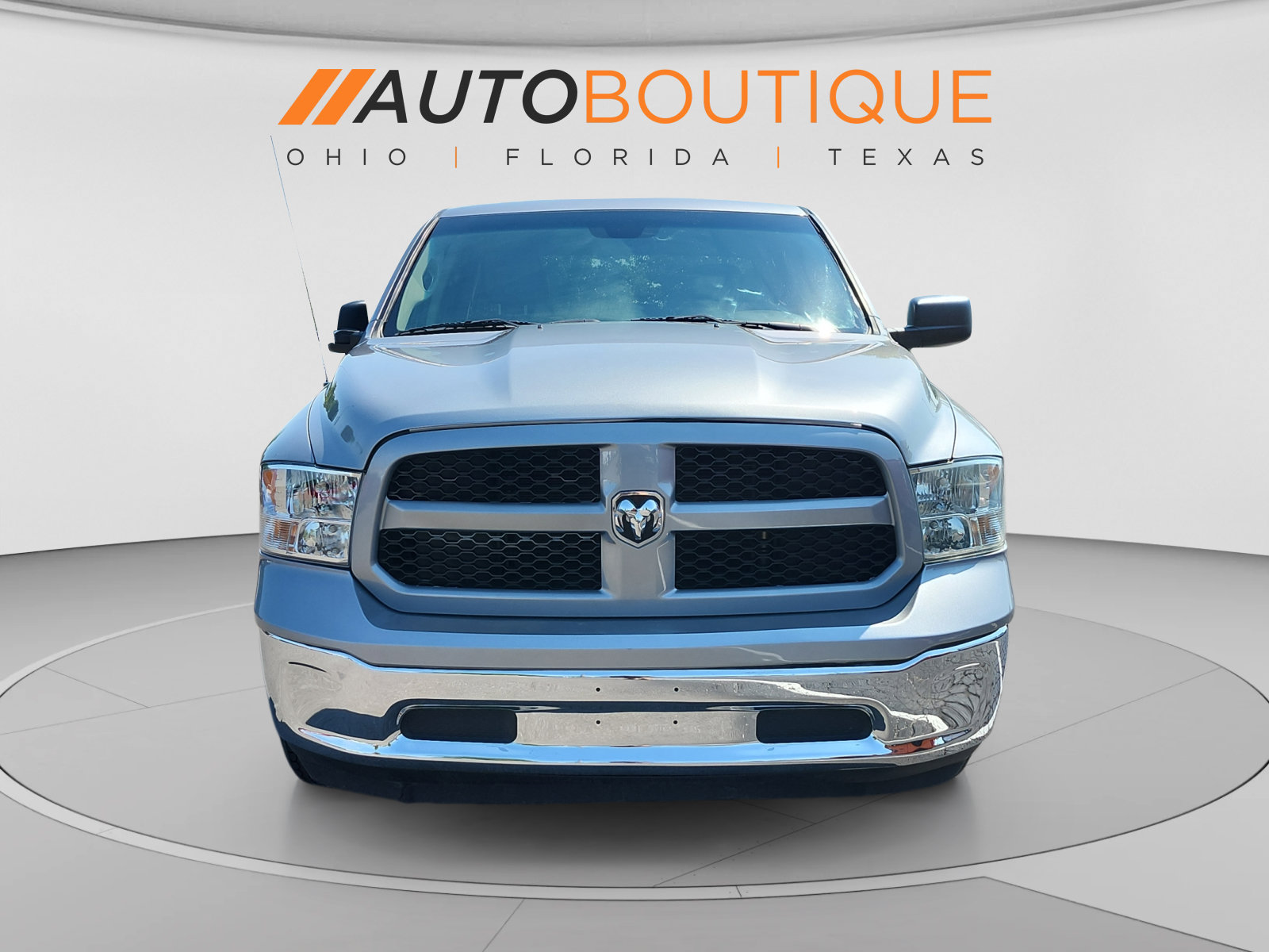 Used 2022 RAM 1500 Classic SLT RWD image 8