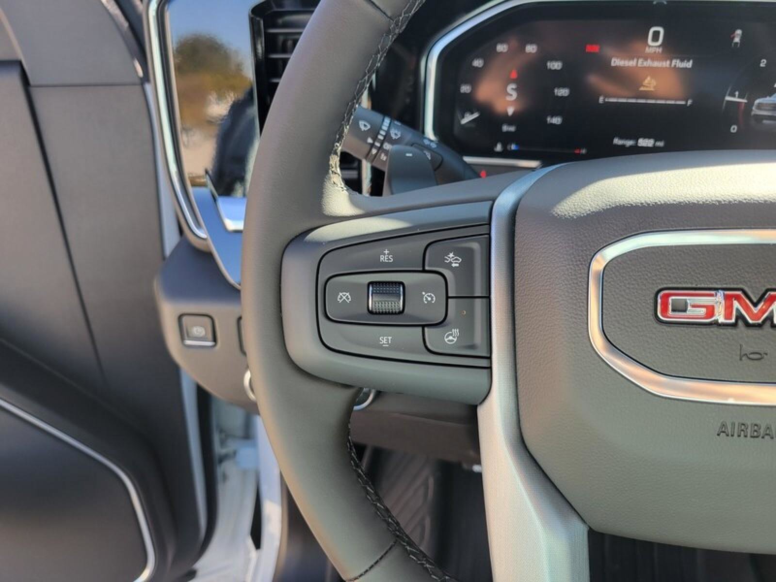 New 2026 GMC Sierra 1500 SLT image 18