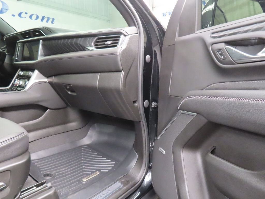 Used 2023 GMC Yukon Denali image 30