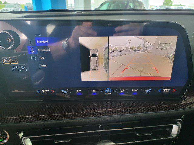 New 2026 Chevrolet Traverse Z71 w/ Driver Confidence Package image 5