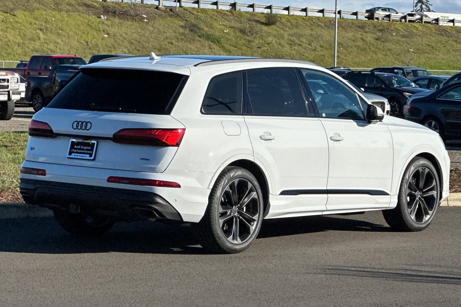 New 2026 Audi Q7 2.0T Premium Plus AWD/4WD image 3