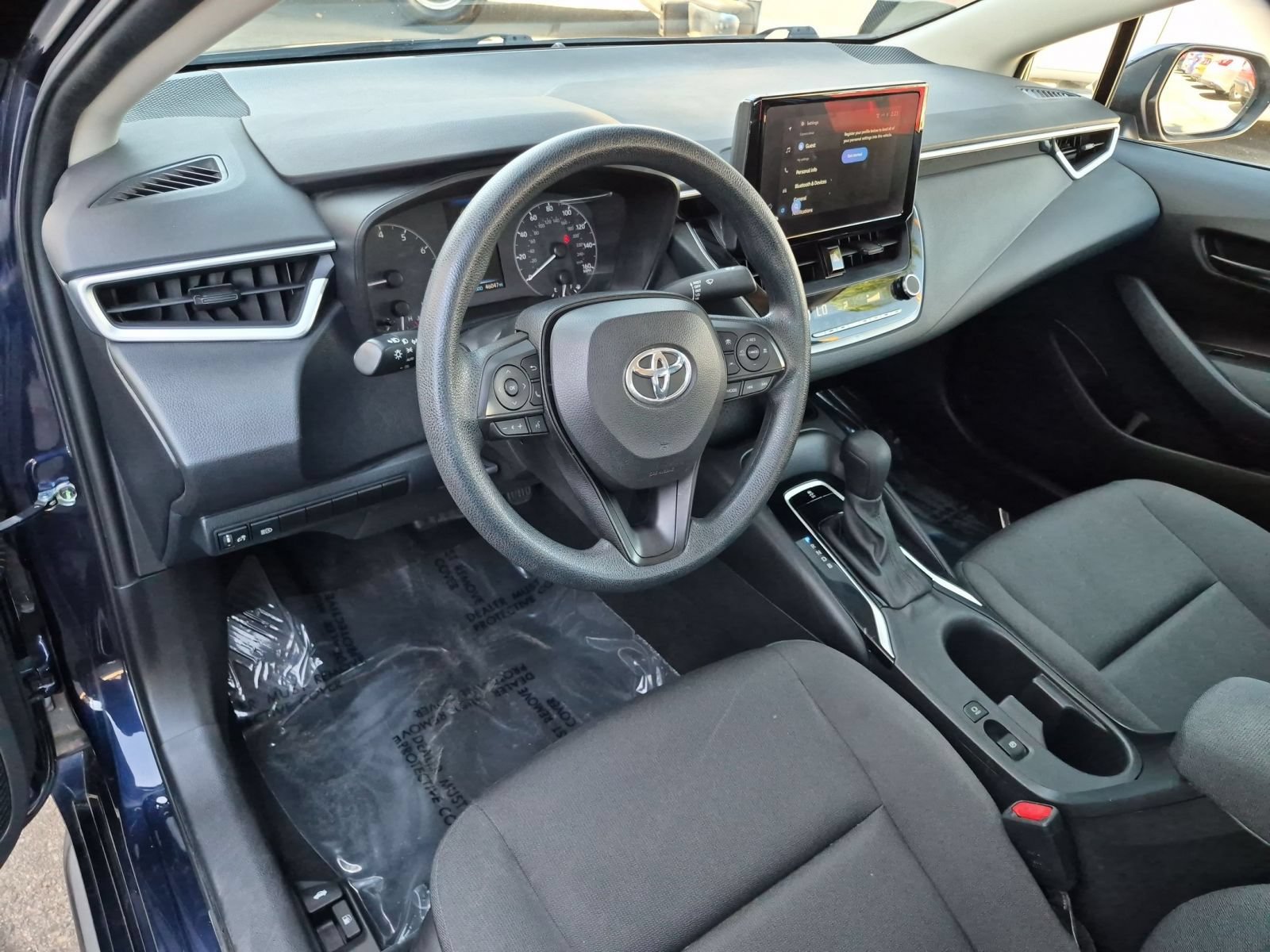 Used 2023 Toyota Corolla LE FWD image 12