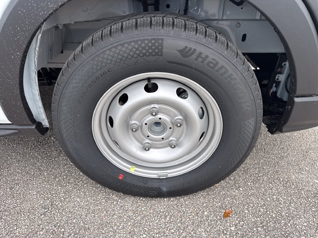 New 2027 Ford Transit 150 Low Roof w/ Load Area Protection Package RWD image 10
