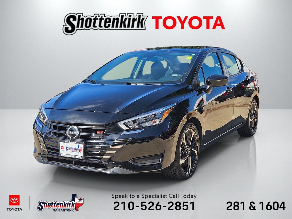 Used 2024 Nissan Versa SR FWD image 1