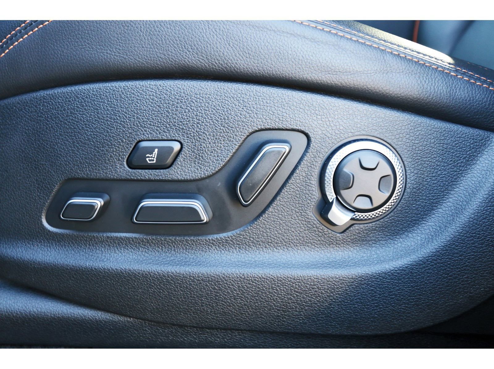 Used 2026 Genesis GV70 3.5T Sport Advanced image 30