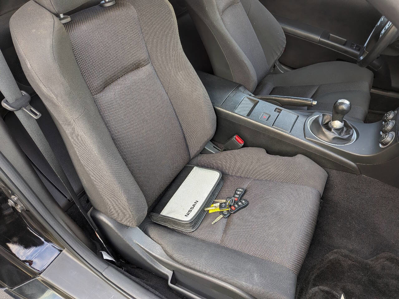 Used 2004 Nissan 350Z Enthusiast image 12