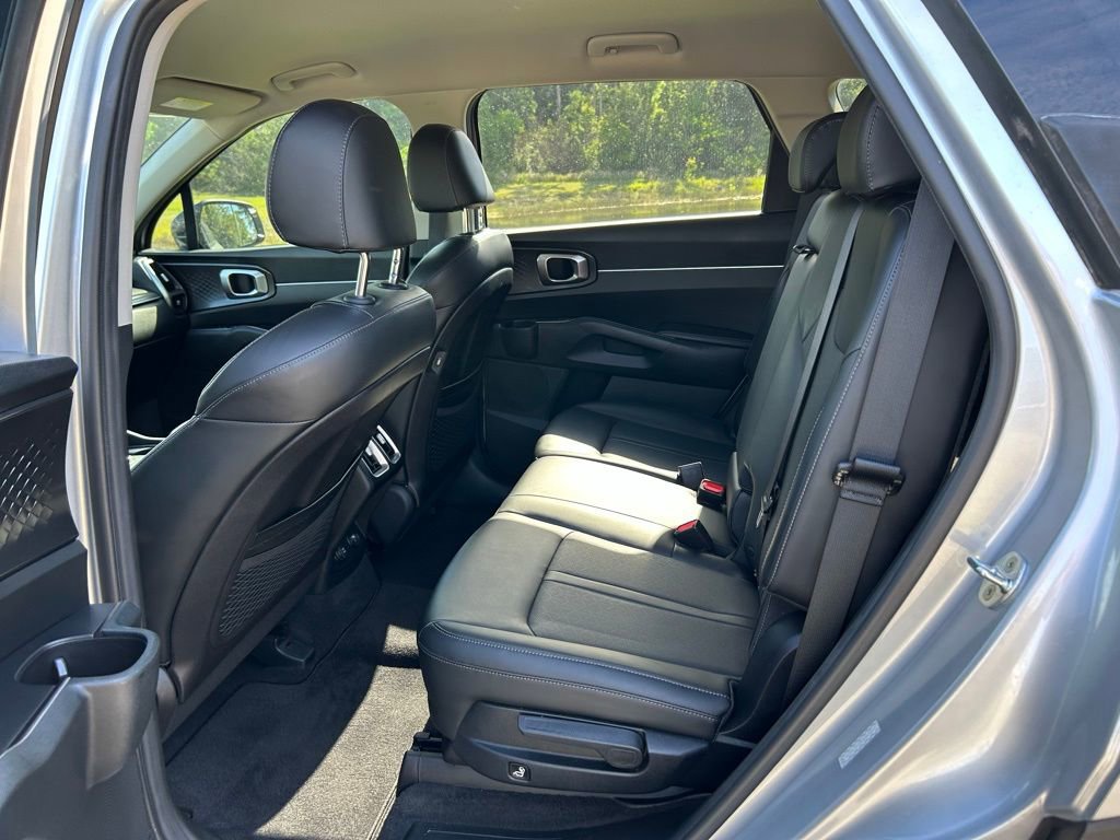 Used 2021 Kia Sorento S image 13