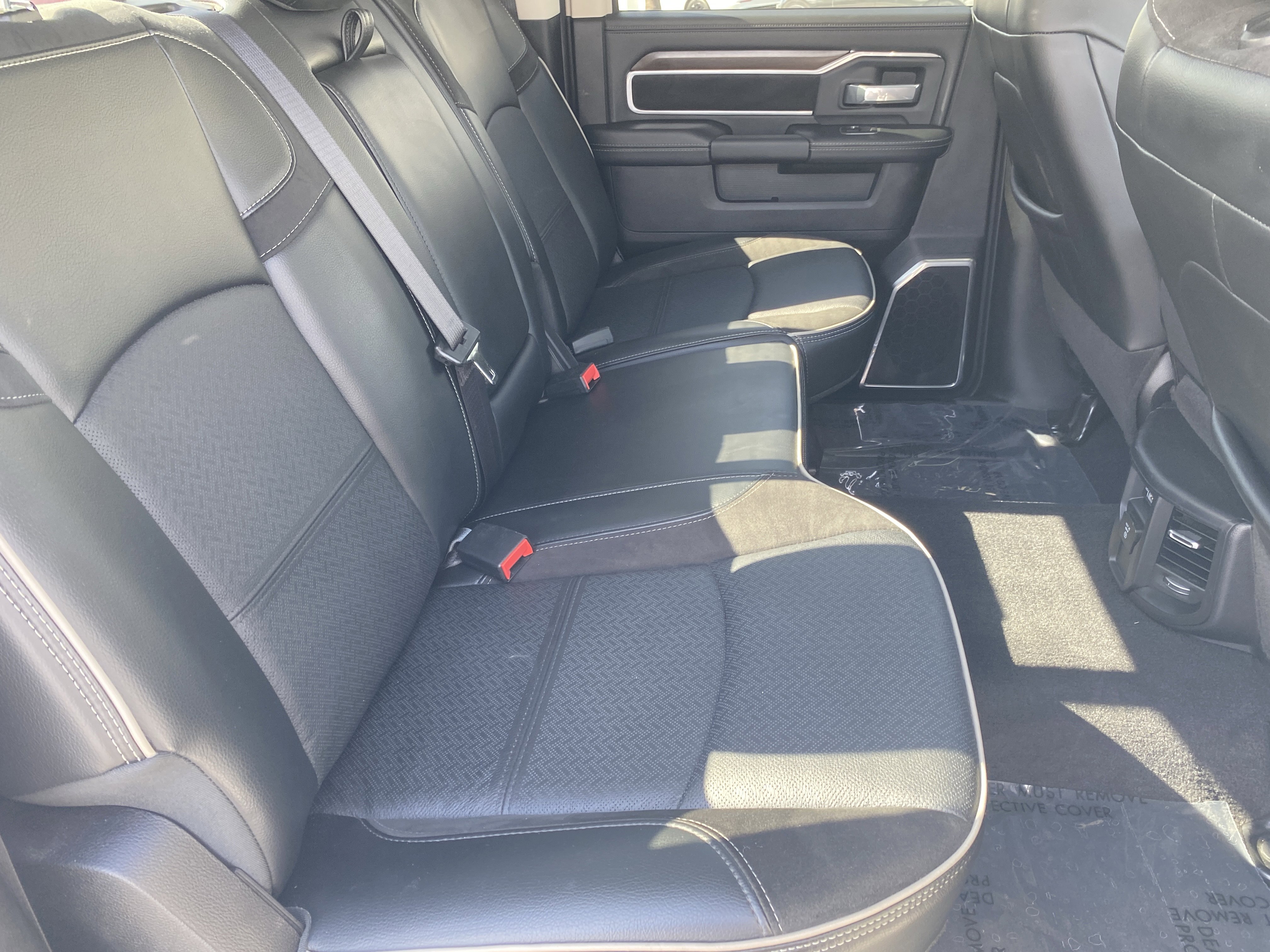 Used 2024 RAM 2500 Laramie image 11