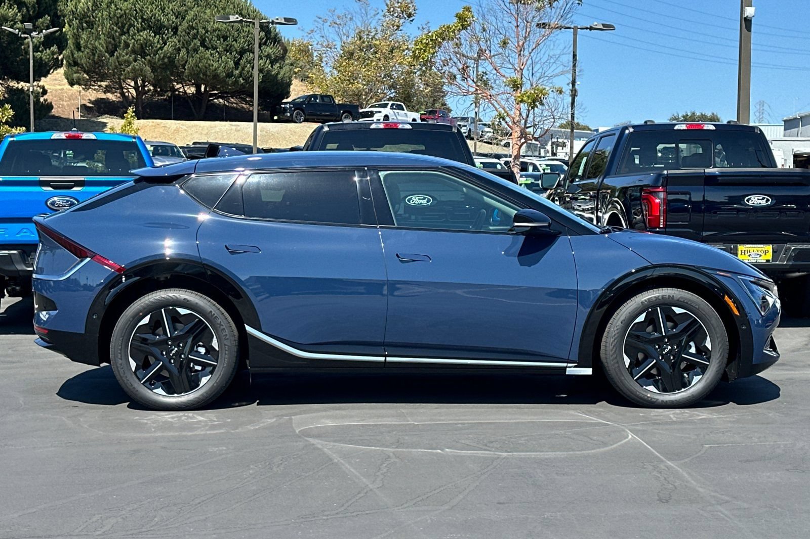 New 2026 Kia EV6 Wind RWD image 3