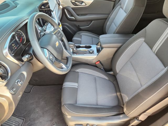 New 2025 Chevrolet Blazer LT w/ Convenience Package FWD image 10