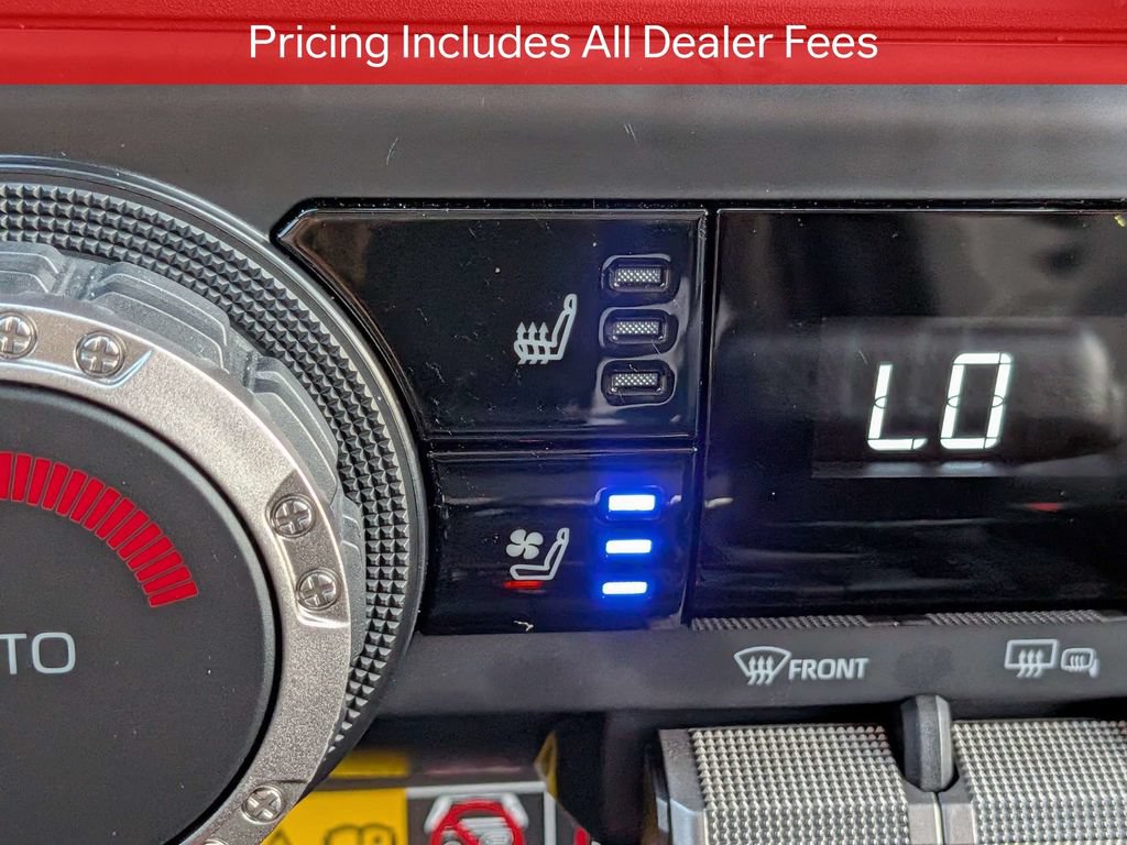 Certified 2025 Toyota 4Runner TRD Off-Road Premium AWD/4WD image 25