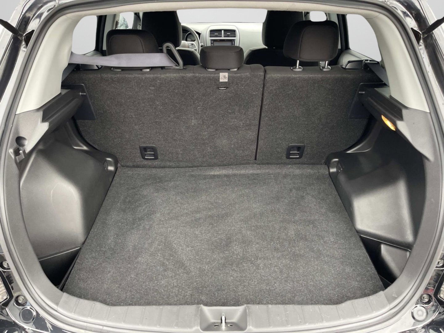 Used 2024 Mitsubishi Outlander Sport ES image 12