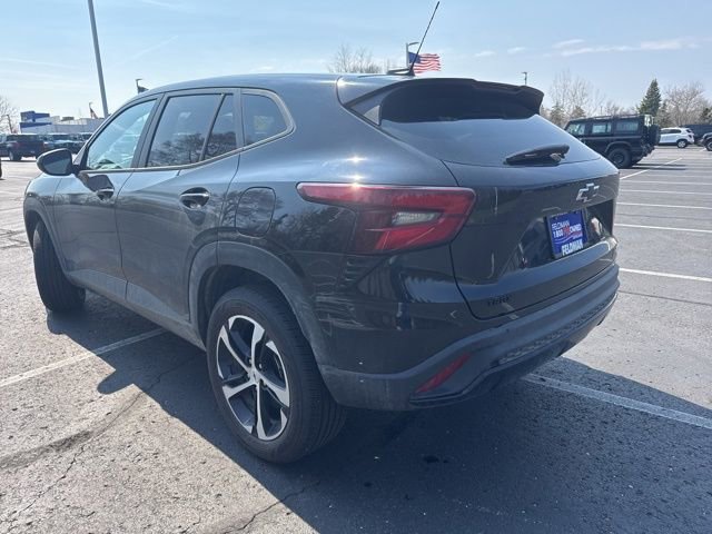 Used 2024 Chevrolet Trax RS w/ Driver Confidence Package image 4