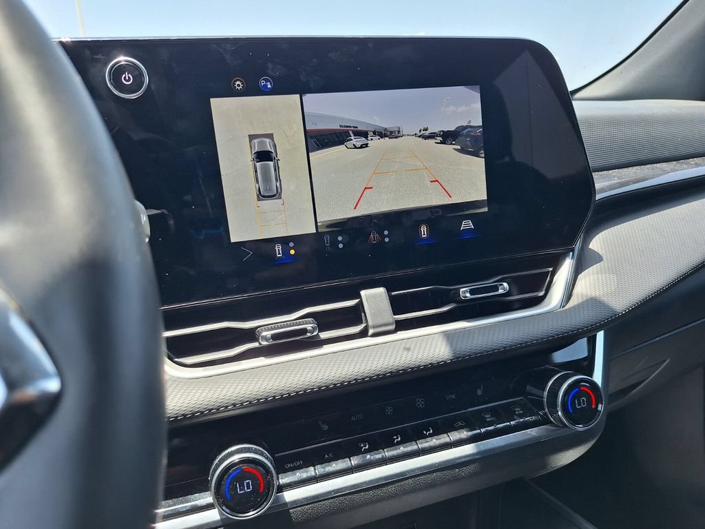Used 2025 Chevrolet Equinox LT w/ Convenience Package II FWD image 19