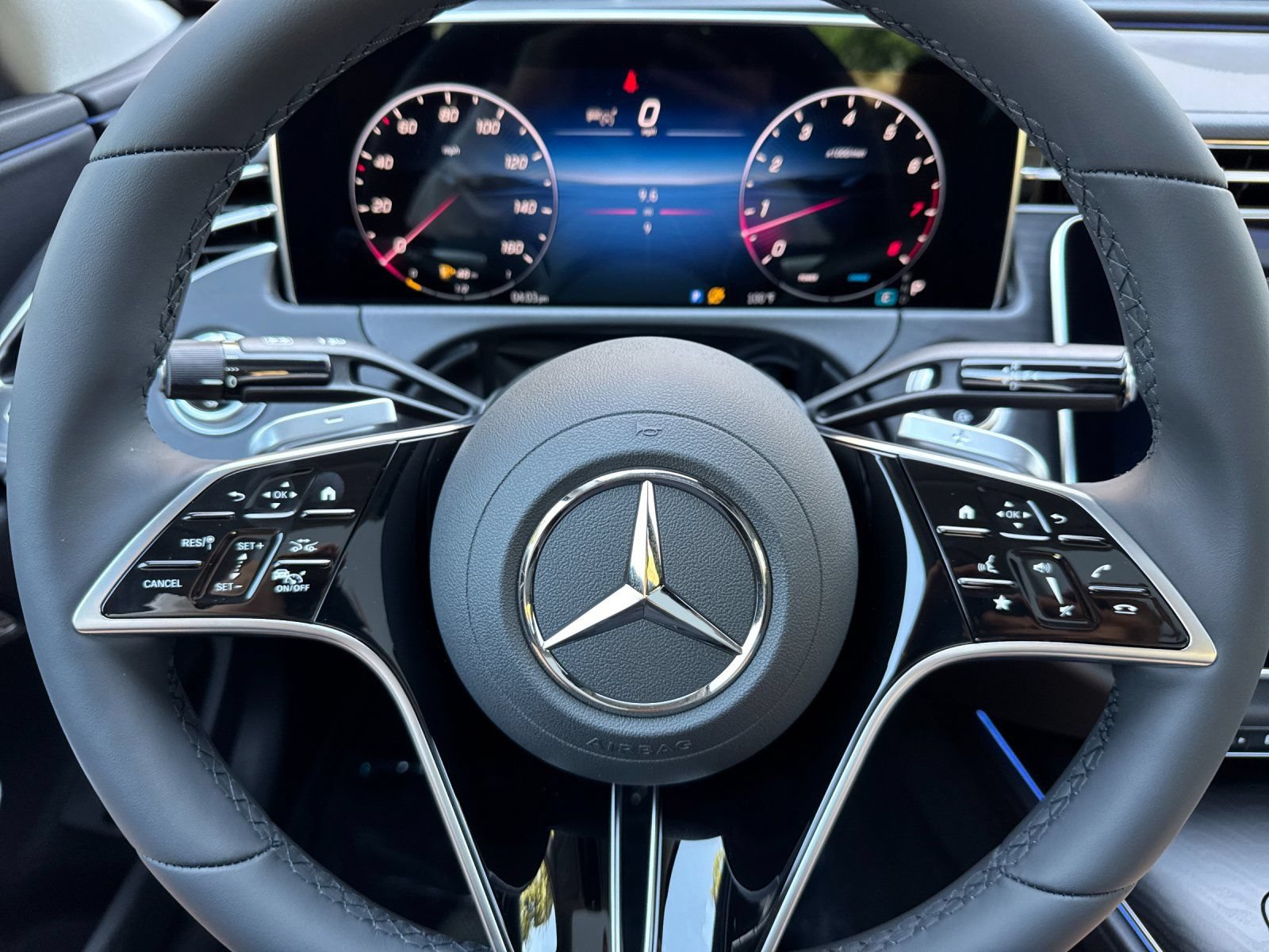 New 2027 Mercedes-Benz E 350 4MATIC Sedan image 22