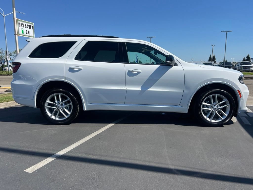 Used 2025 Dodge Durango GT AWD/4WD image 14