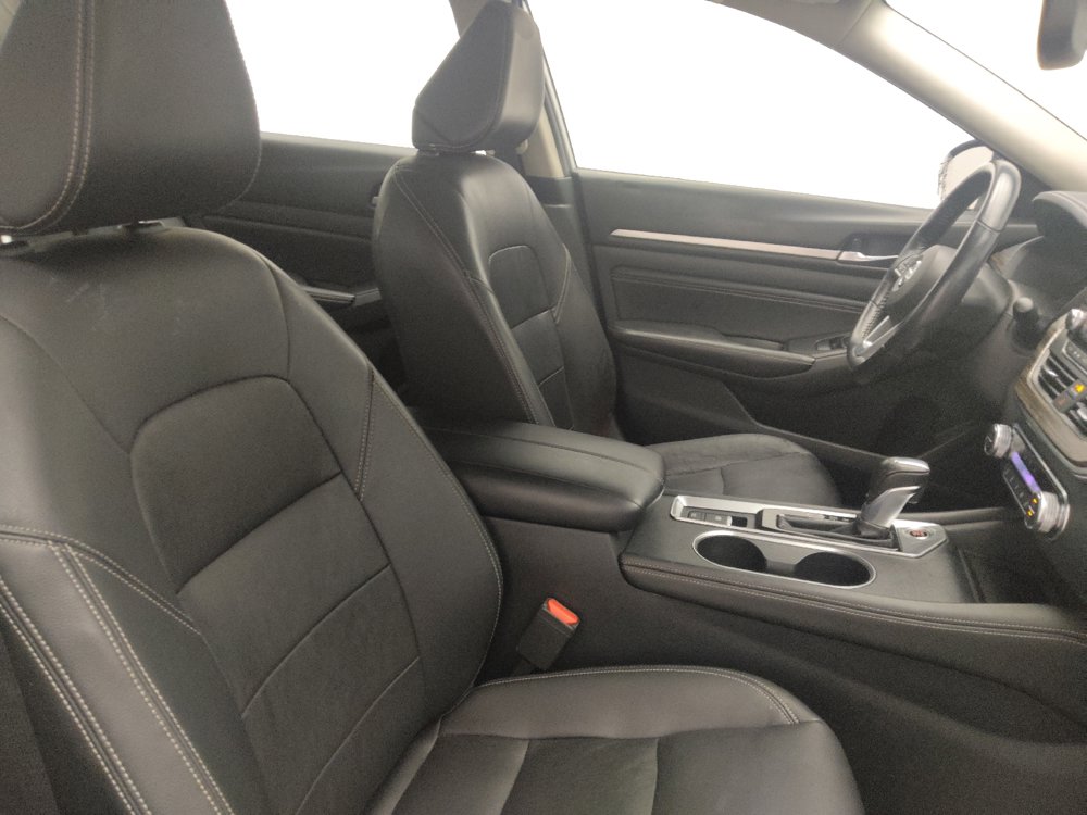 Used 2019 Nissan Altima 2.5 SL FWD image 21