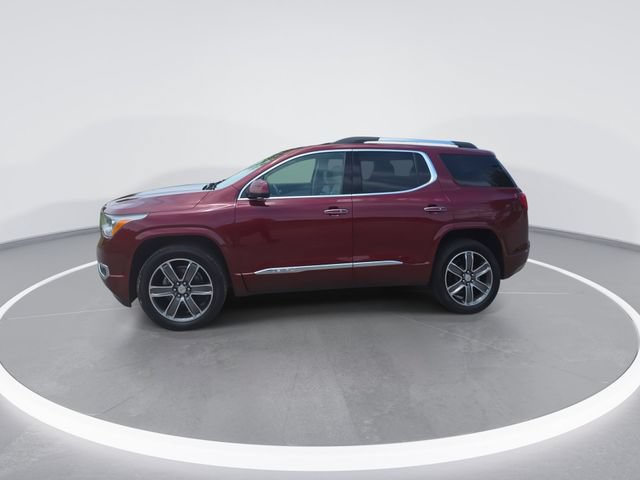 Used 2018 GMC Acadia Denali w/ Technology Package FWD image 4