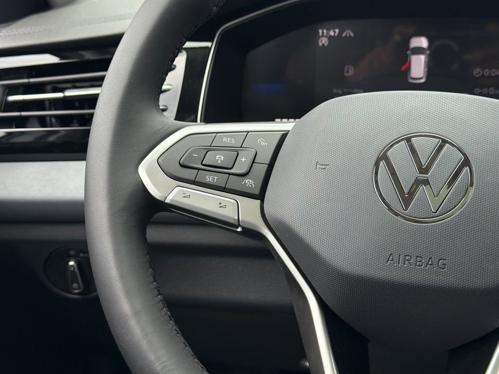 New 2026 Volkswagen Jetta SE FWD image 30