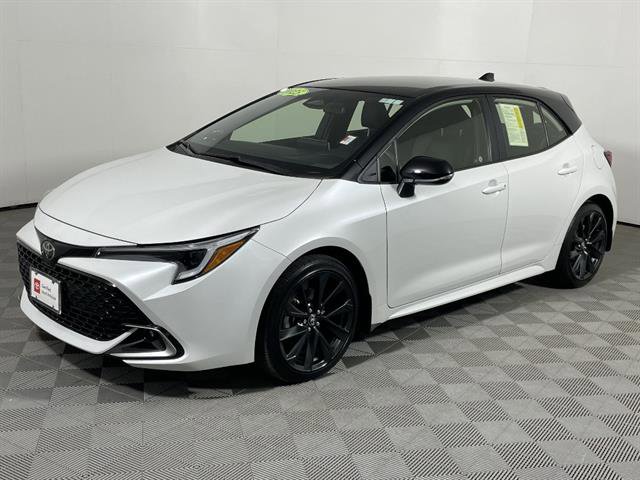 Certified 2025 Toyota Corolla XSE FWD image 3