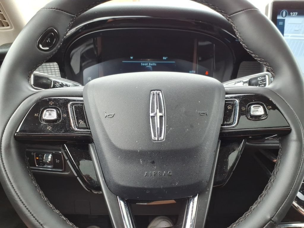 Used 2023 Lincoln Corsair AWD w/ Equipment Group 101A image 19
