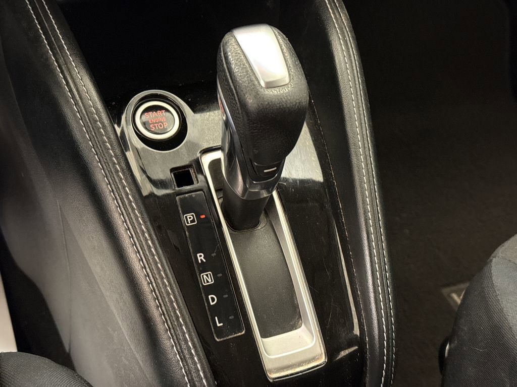 Used 2018 Nissan Kicks SR image 26