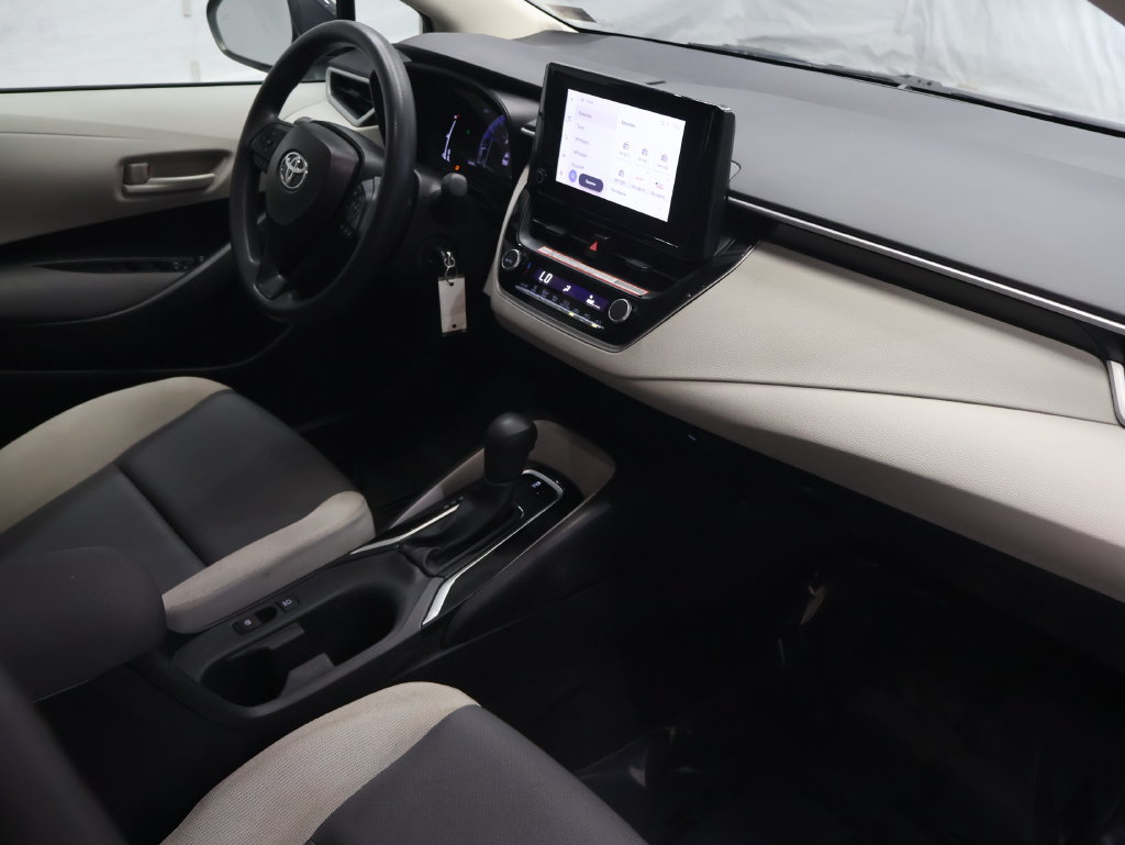 Used 2026 Toyota Corolla LE FWD image 10