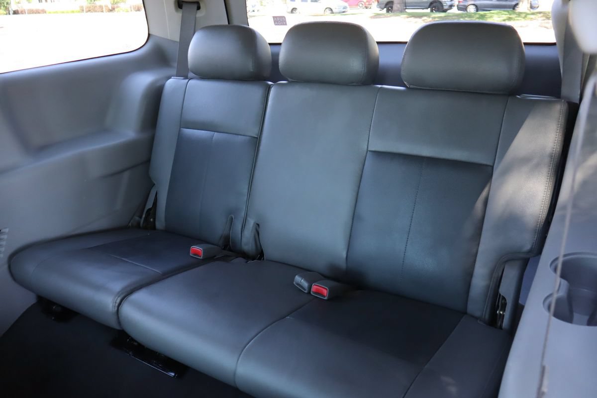 Used 2008 Dodge Durango Limited w/ Technology Group III AWD/4WD image 21