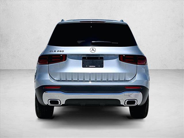 New 2026 Mercedes-Benz GLB 250 image 4